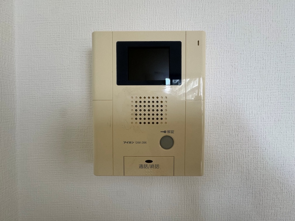 ルーセント菅原のTVモニターインターホン