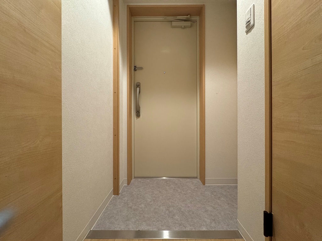 プライムコート神崎川の防犯性の高いディンプルキーダブルロックの玄関ドア
