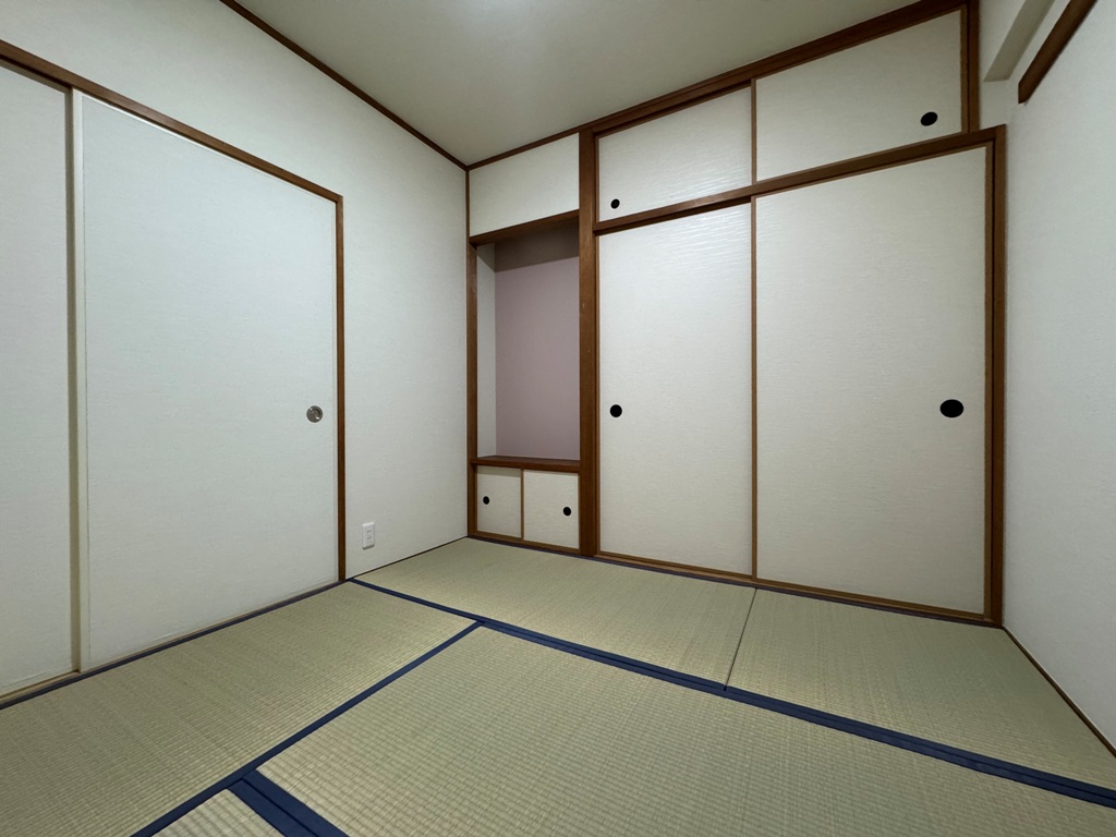 大阪市淀川区新高６丁目16-16-Aファミール北大阪リバーサイドA棟109号室凝った造りの四畳半和室