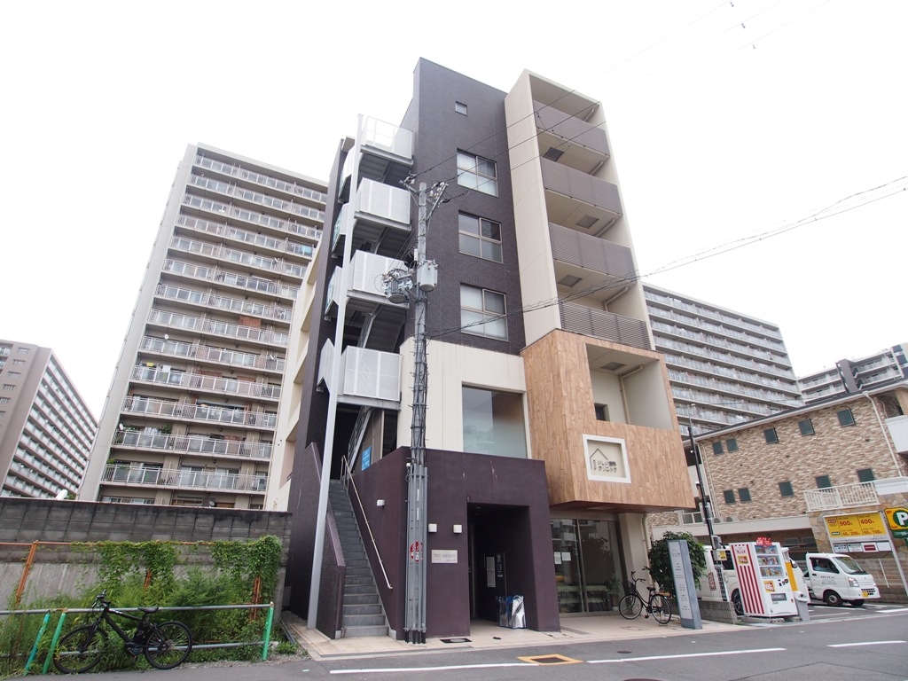 大阪府大阪市淀川区三国本町3丁目2-10パルム新三国