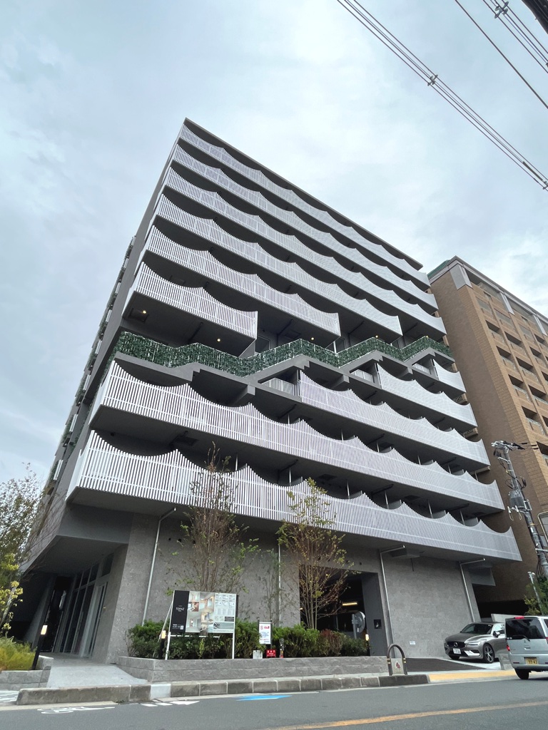 大阪府吹田市垂水町3丁目36-27TOPAZ江坂の外観