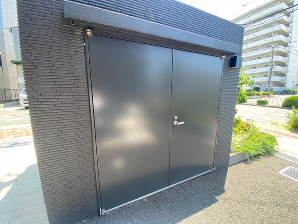 大阪府大阪市西淀川区歌島1丁目,プレサンス塚本ミッドマークのカギ付き専用ゴミ庫