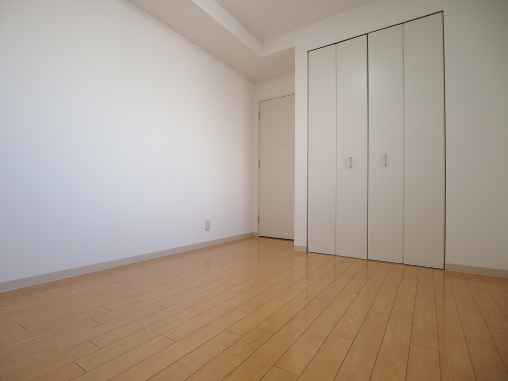 セノアタワー新大阪２LDKの洋室